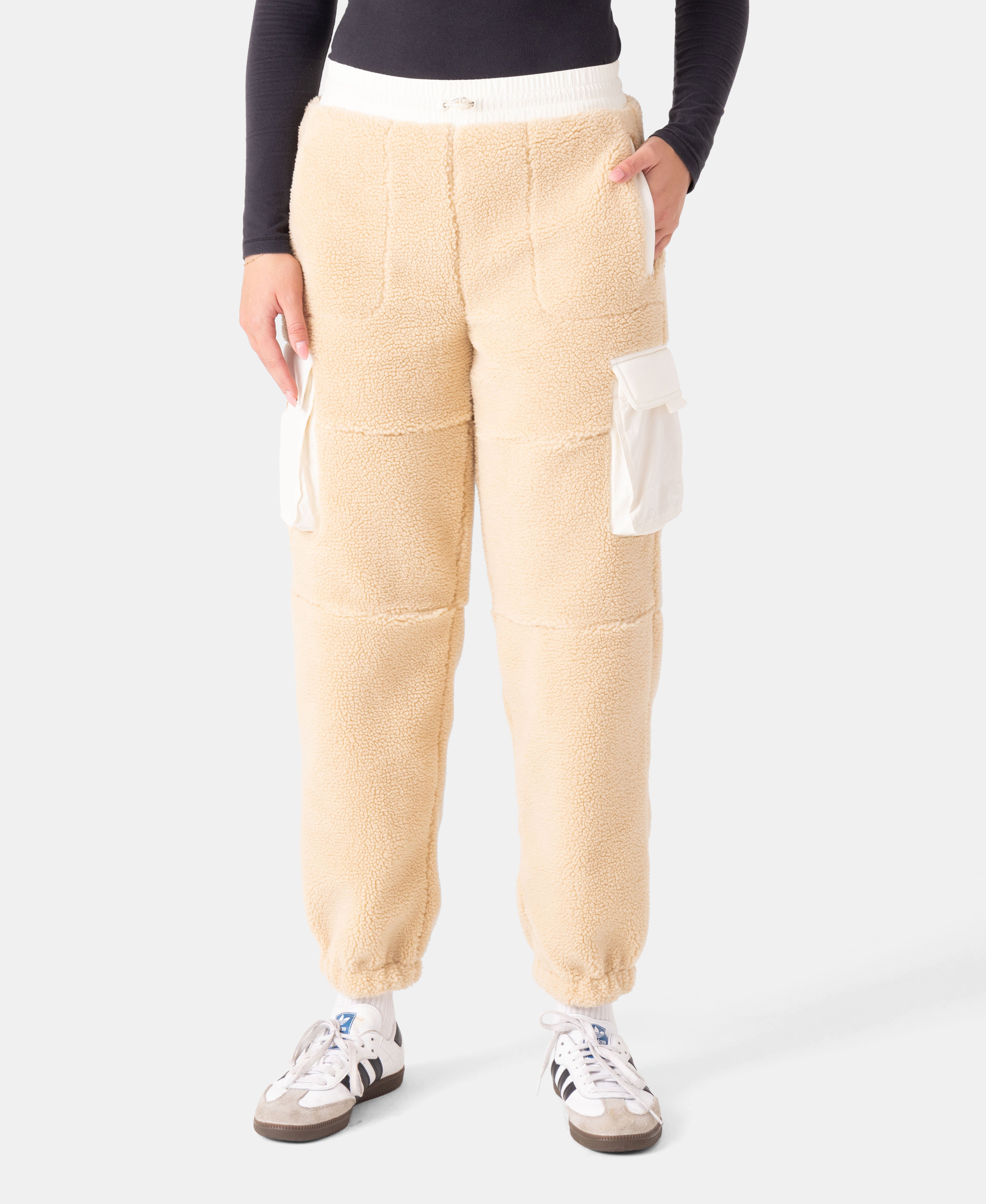 Rita Sherpa Jogger - Image 3