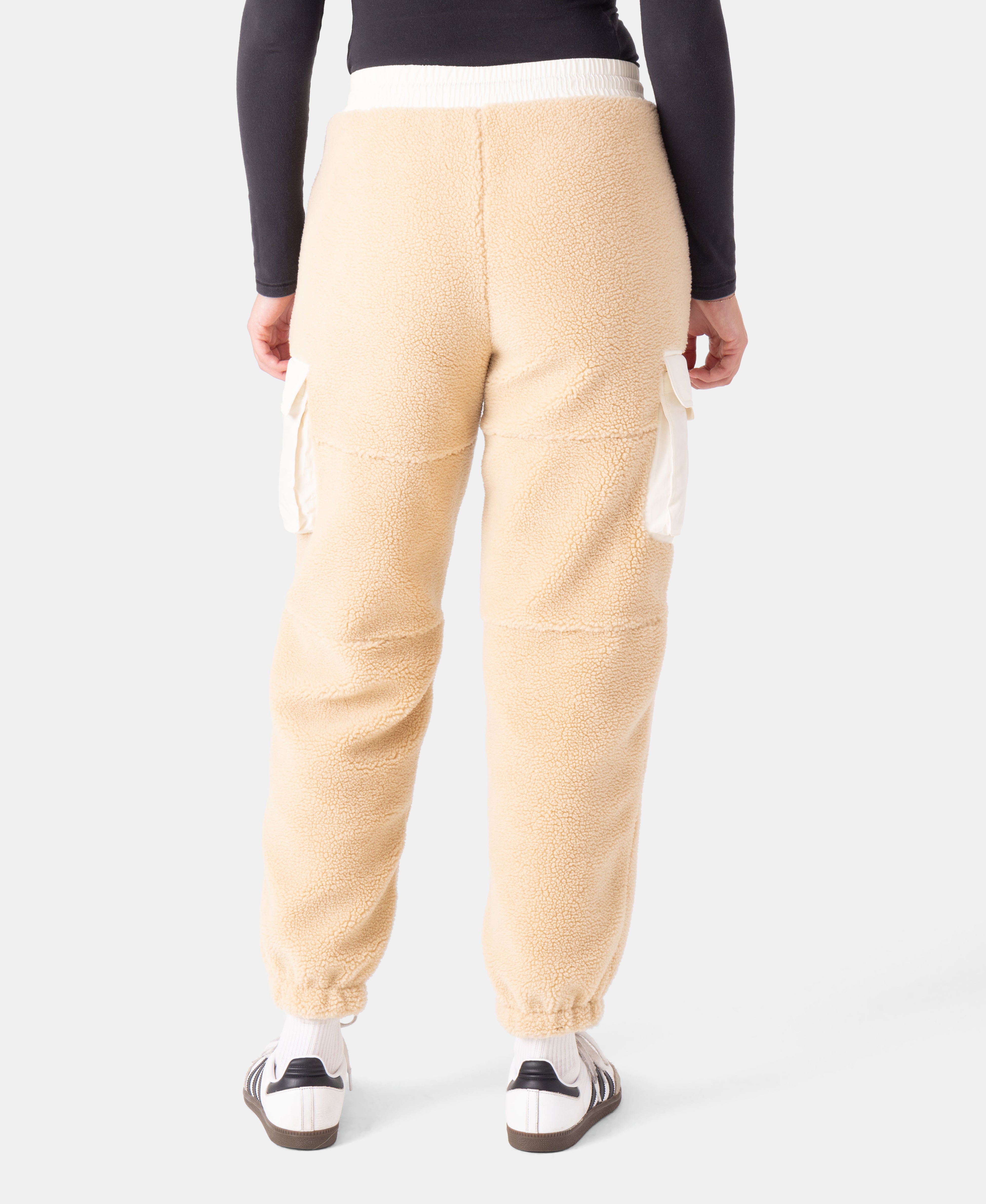 Rita Sherpa Jogger - Image 2