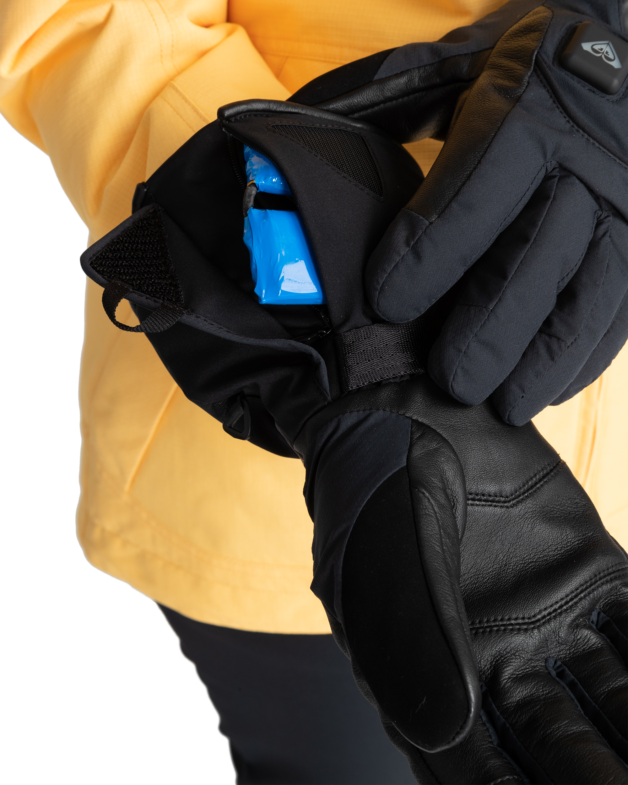 Sierra Warmlink Gloves - Image 3